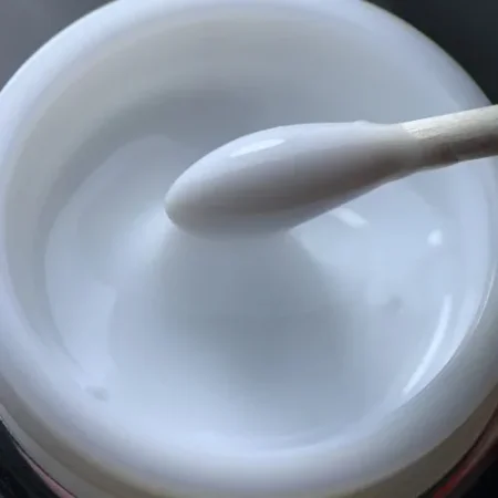 جل بناء